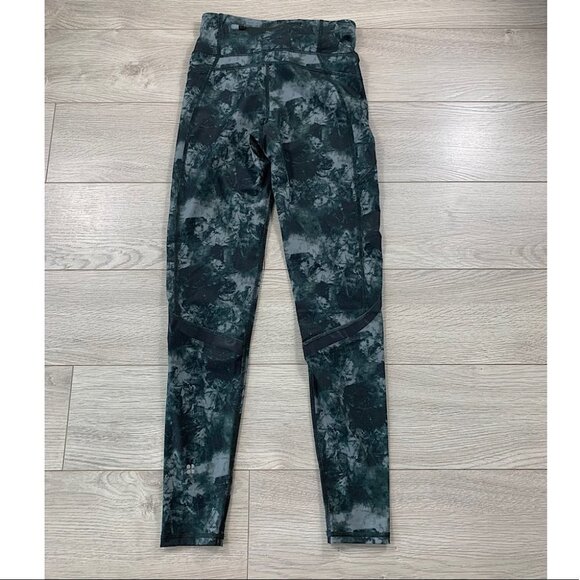 SWEATY BETTY Zero Gravity 7/8 Running Leggings In Green Tie Dye Print - Picture 4 of 14